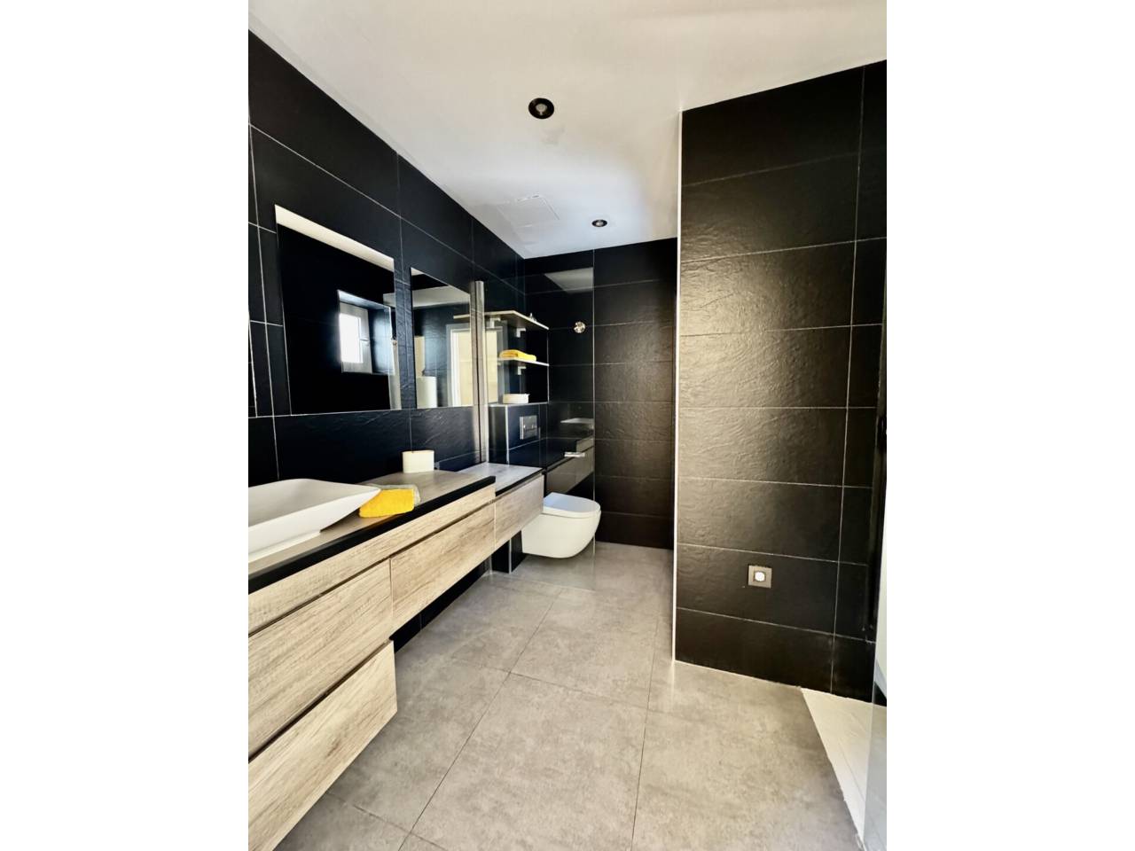 pisos en calvia · cas-catala-illetes 2700.00€