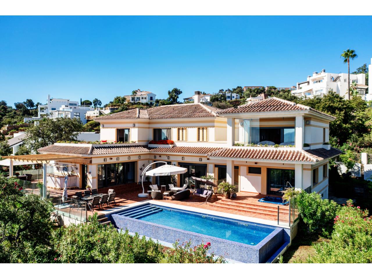 casa en ojen · ojen 2100000.00€