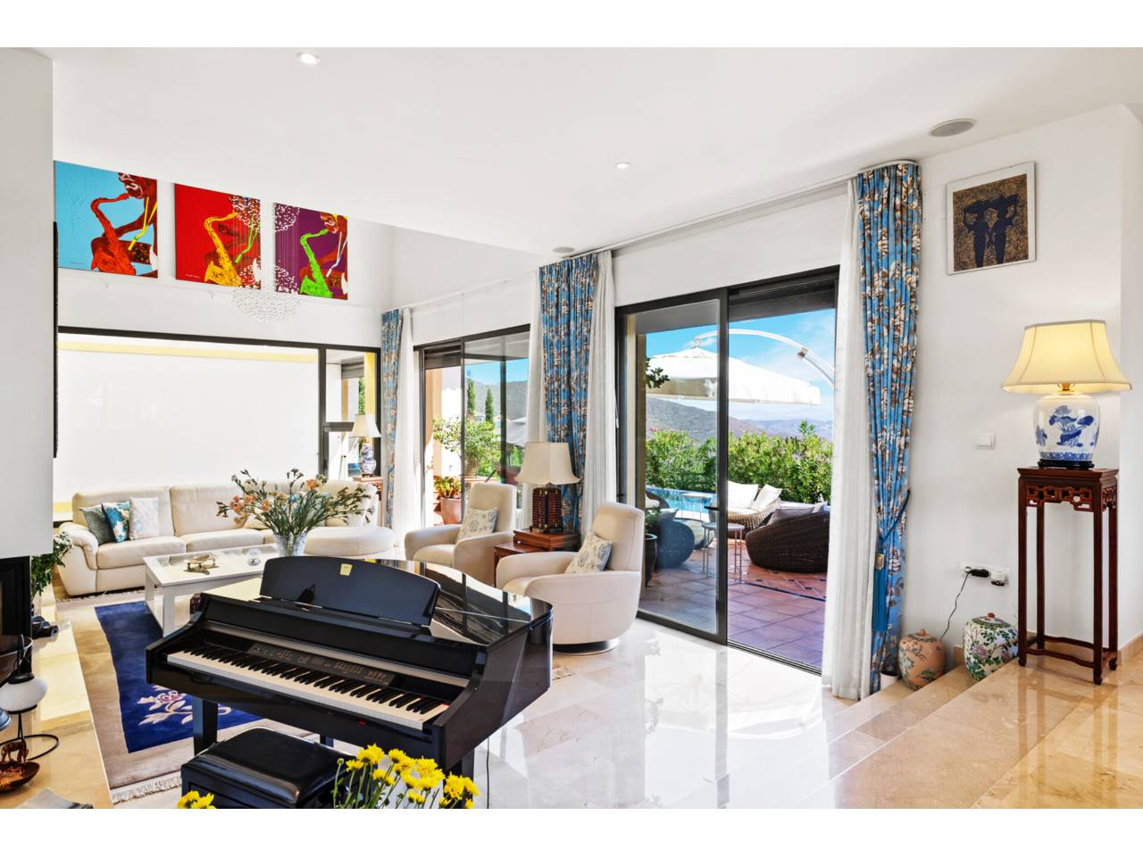 casa en ojen · ojen 2100000.00€