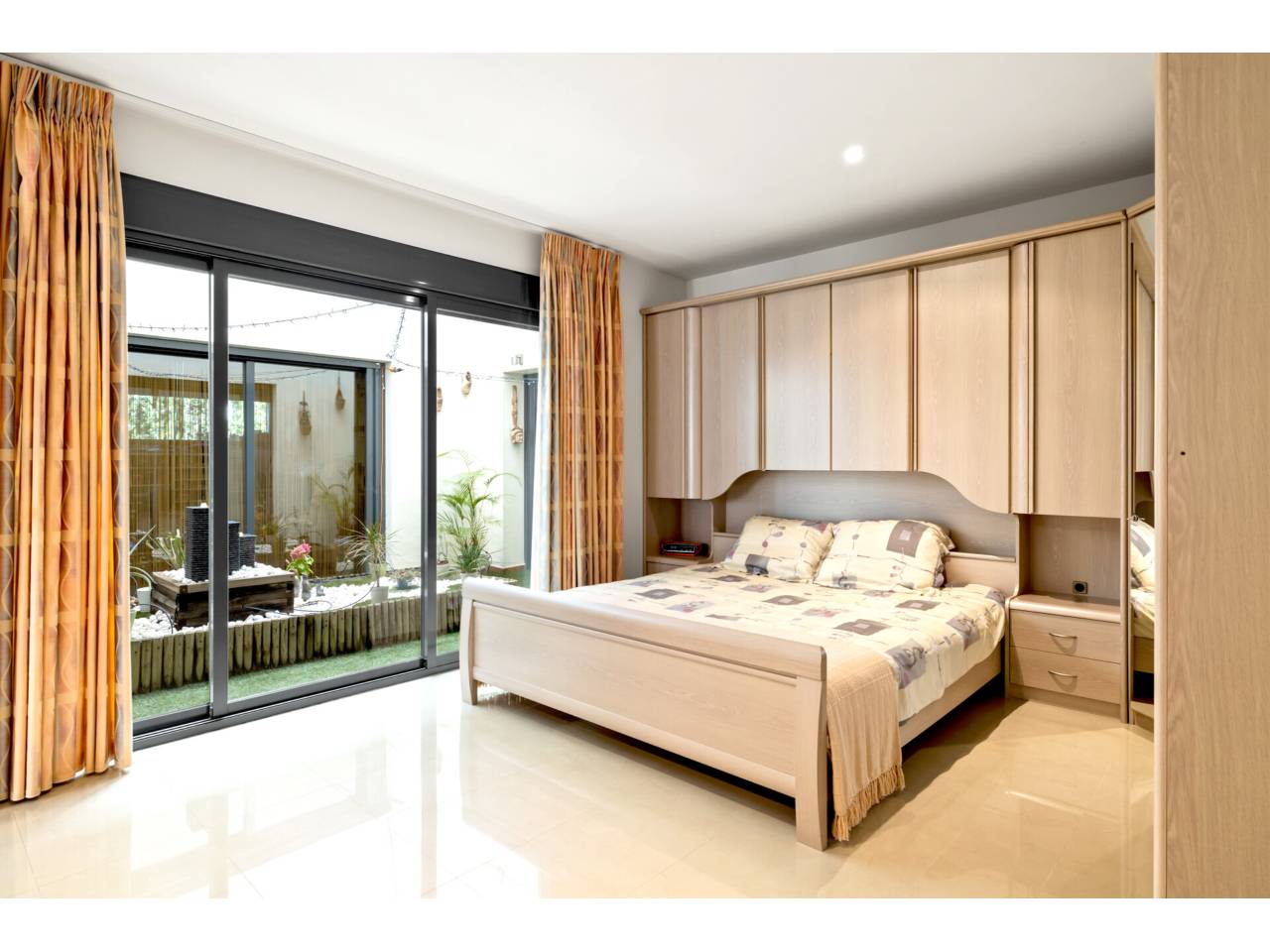 casa en ojen · ojen 2100000.00€