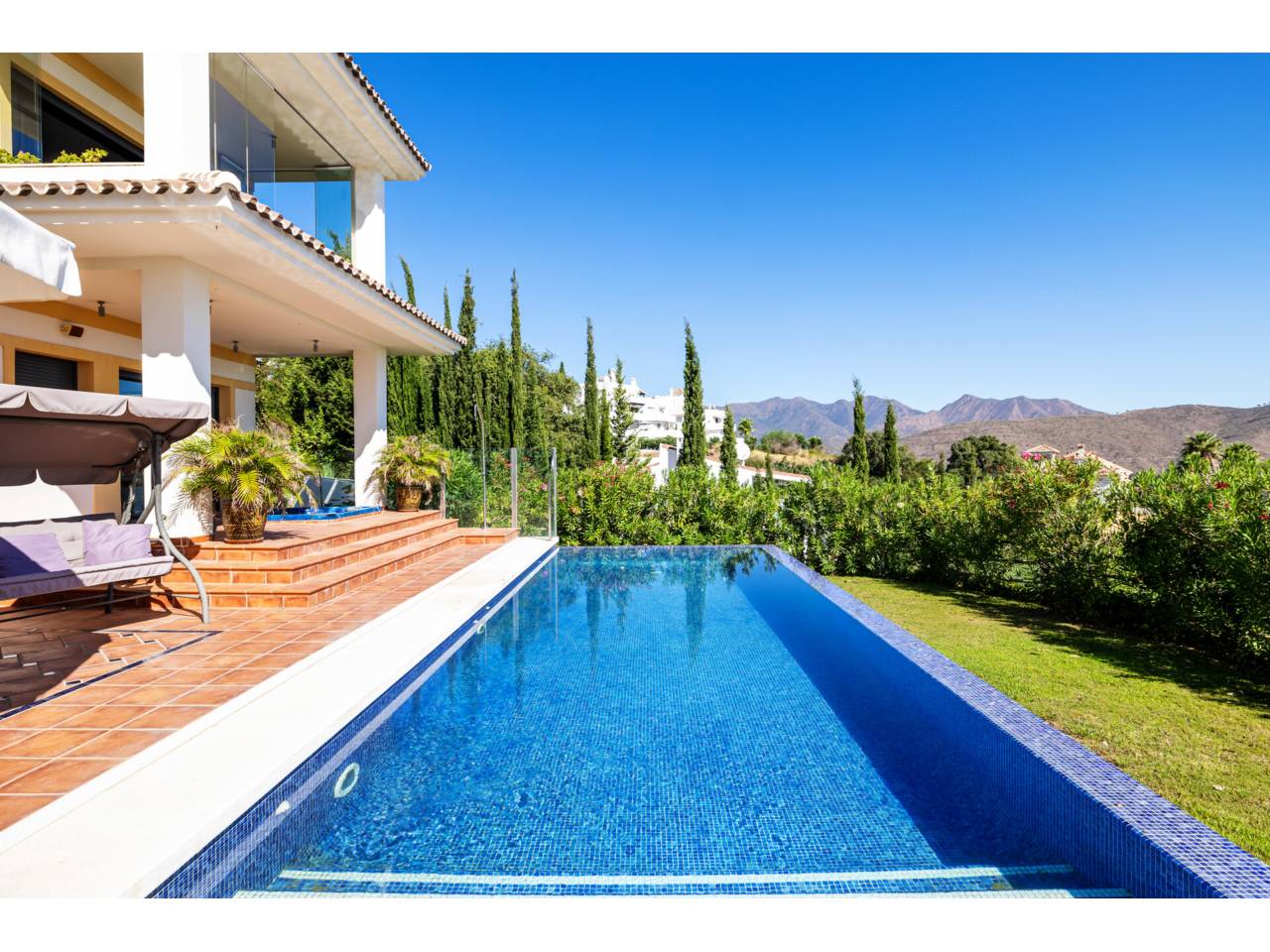 casa en ojen · ojen 2100000.00€