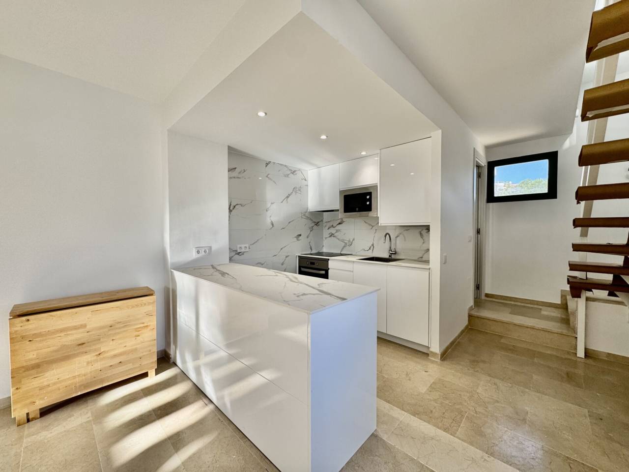 chalet-adosado en andratx · el-camp-de-mar 2095.00€