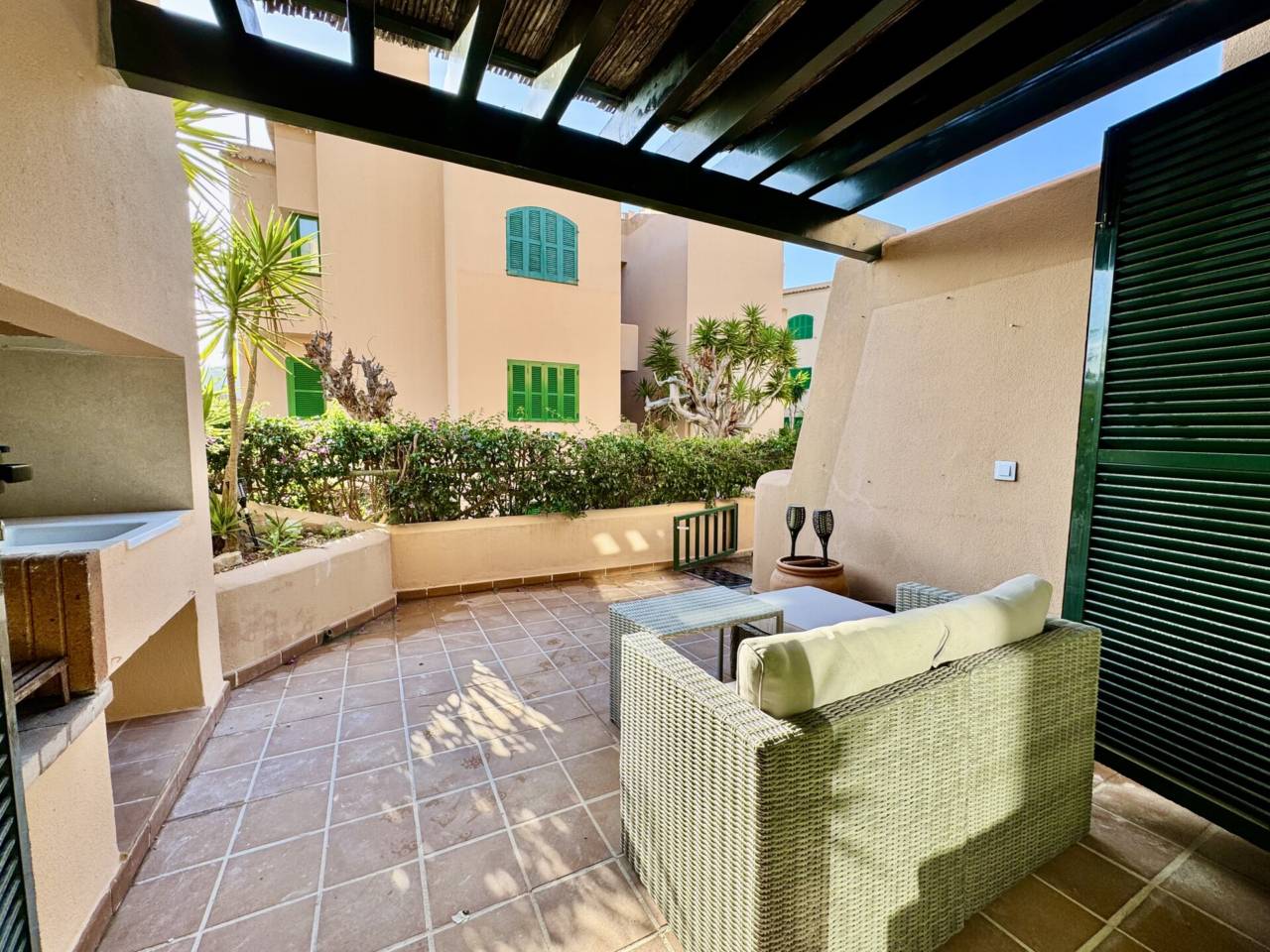 chalet-adosado en andratx · el-camp-de-mar 2095.00€