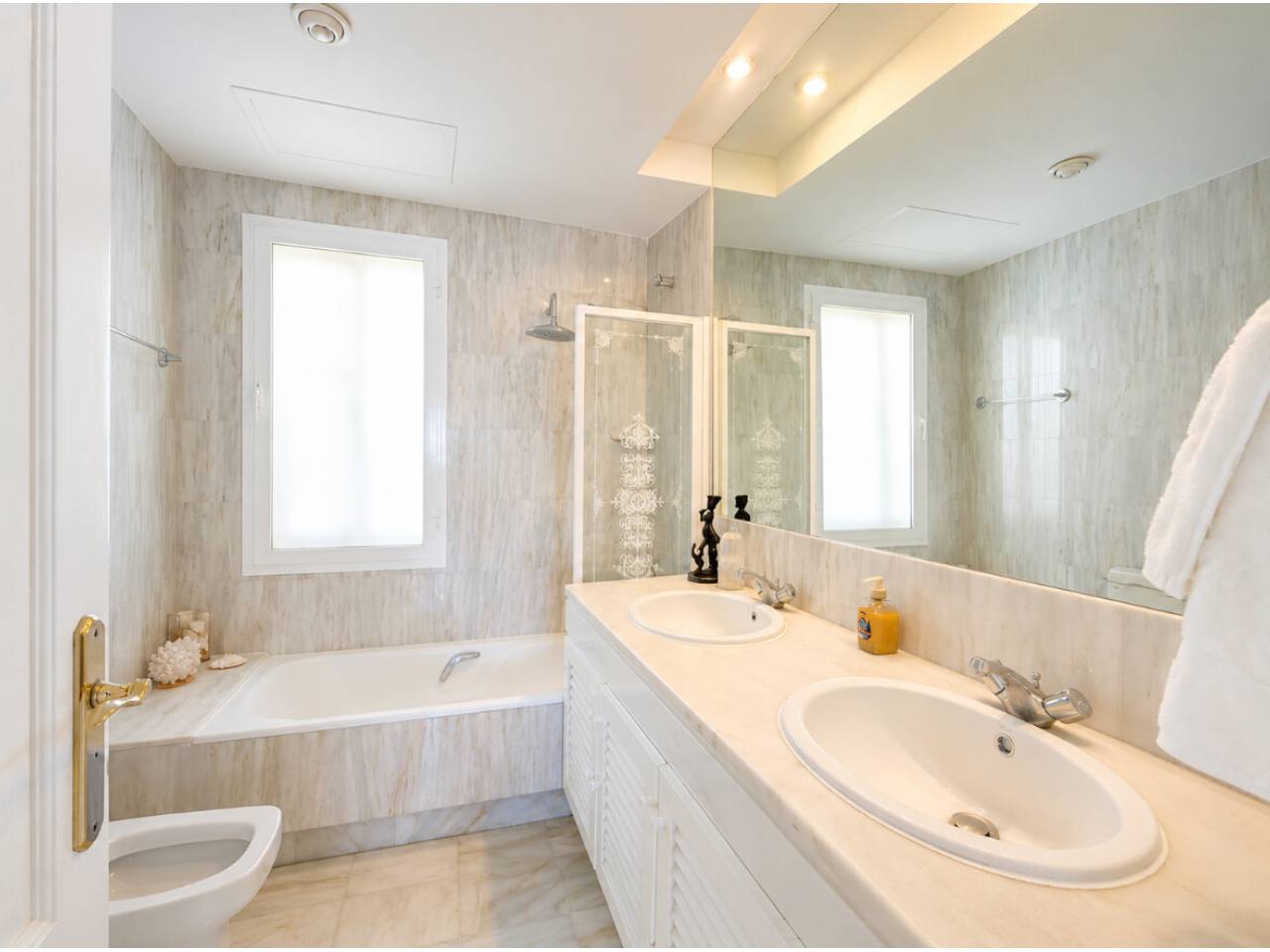 atico en ojen · ojen 450000.00€