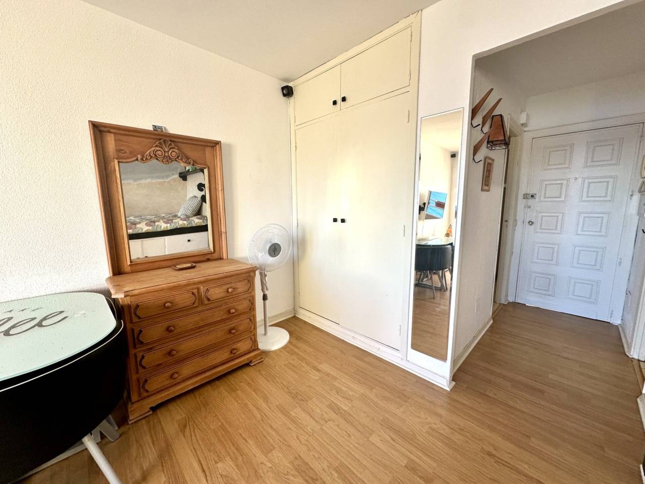 pisos en calvia · costa-de-la-calma 1200.00€