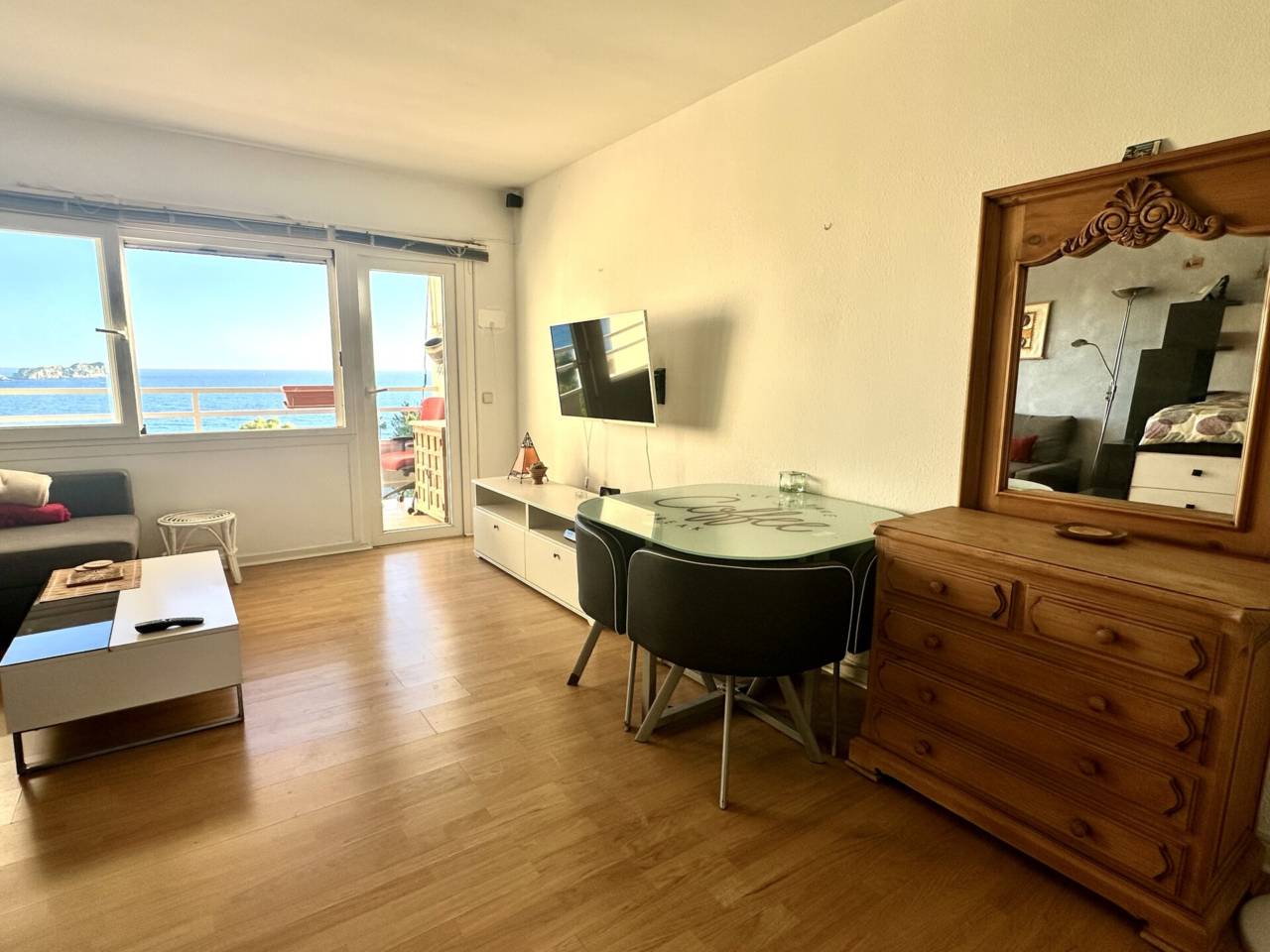 pisos en calvia · costa-de-la-calma 1200.00€
