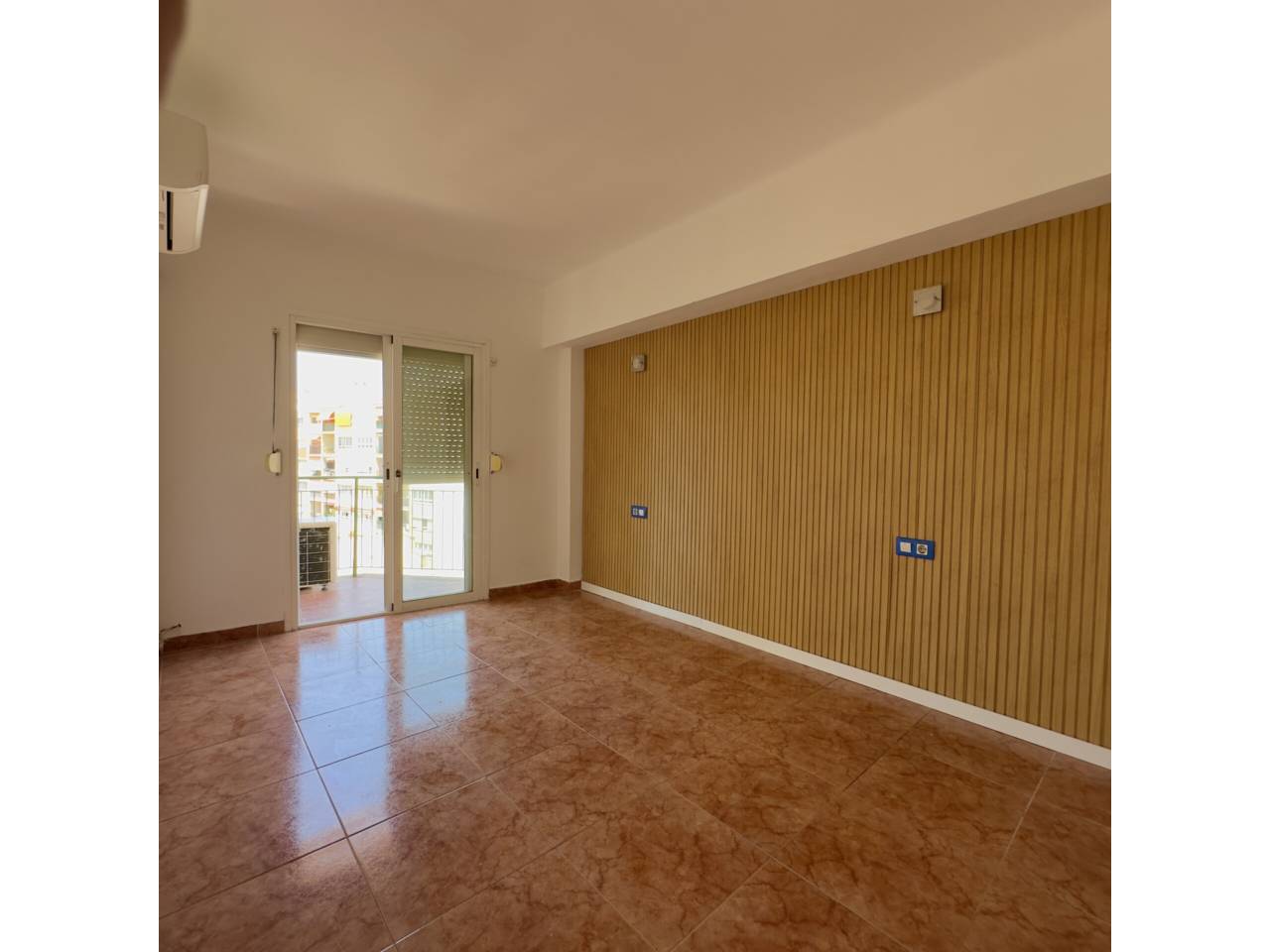 pisos en palma-de-mallorca · es-camp-redo 320000.00€