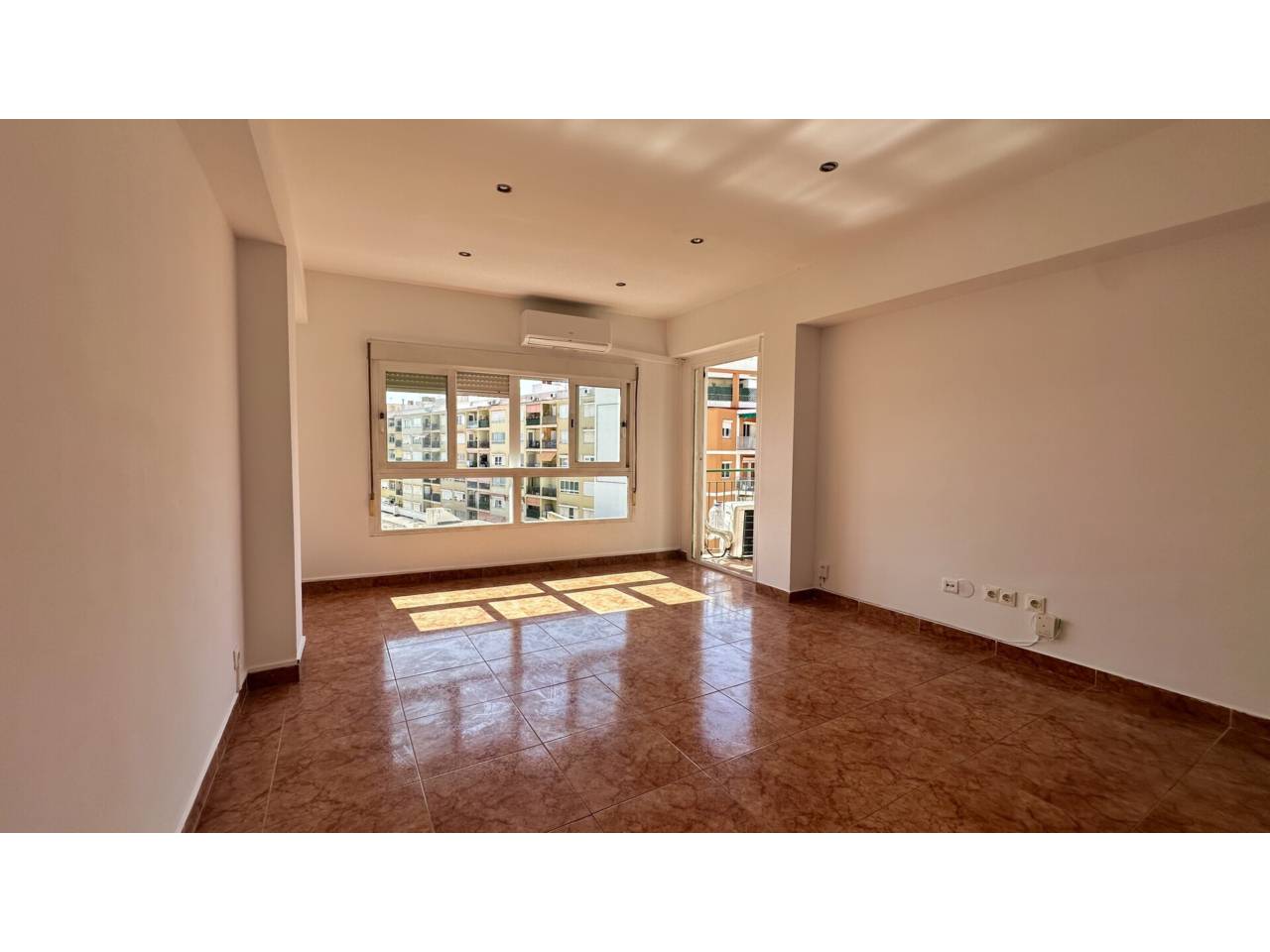 pisos en palma-de-mallorca · es-camp-redo 320000.00€