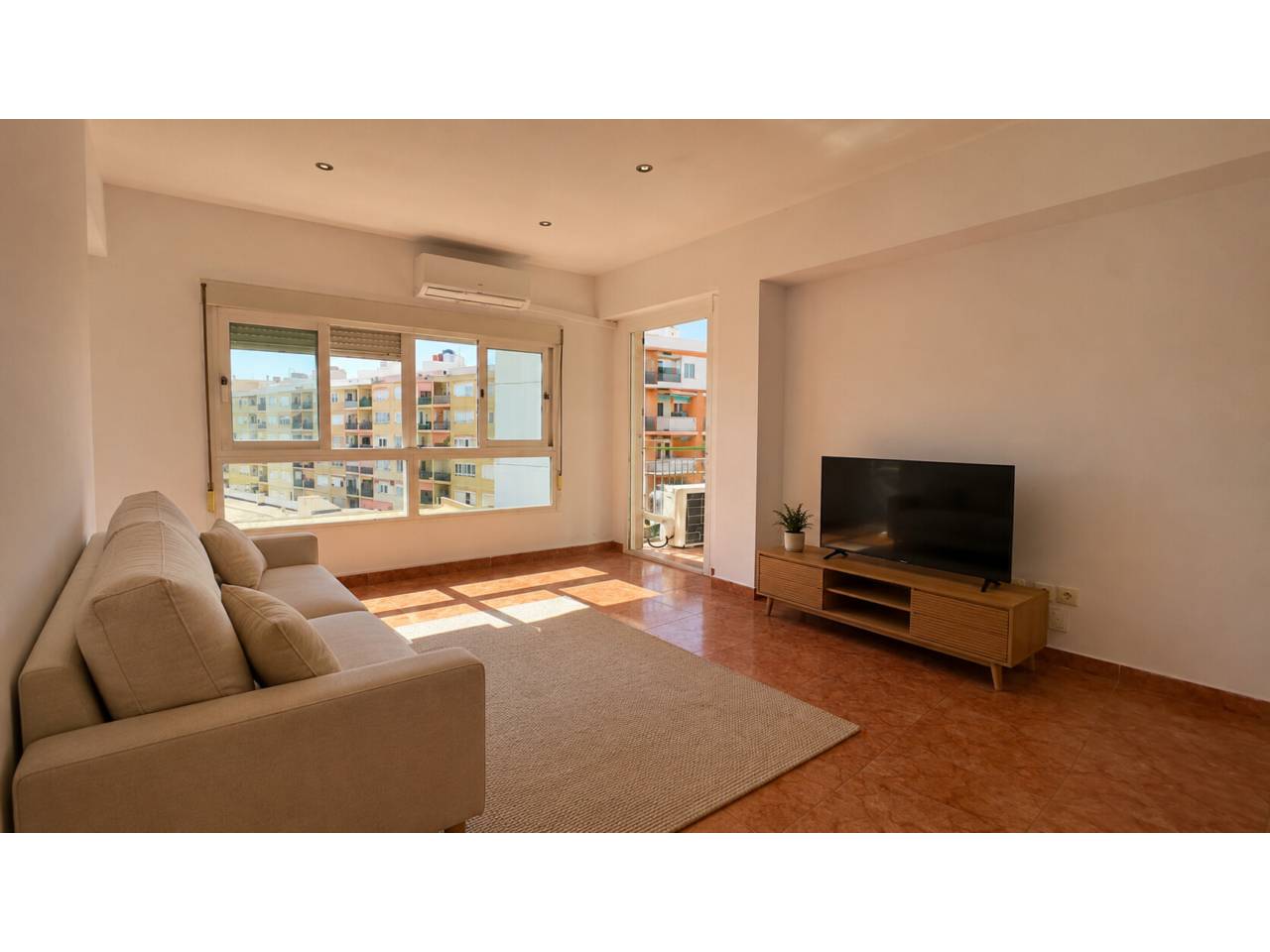 pisos en palma-de-mallorca · es-camp-redo 320000.00€