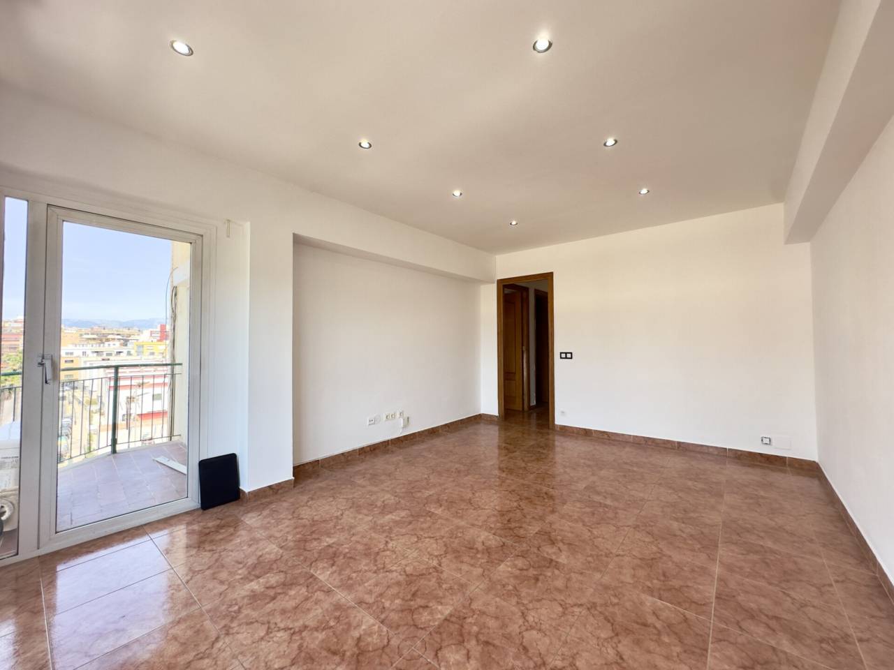 pisos en palma-de-mallorca · es-camp-redo 320000.00€