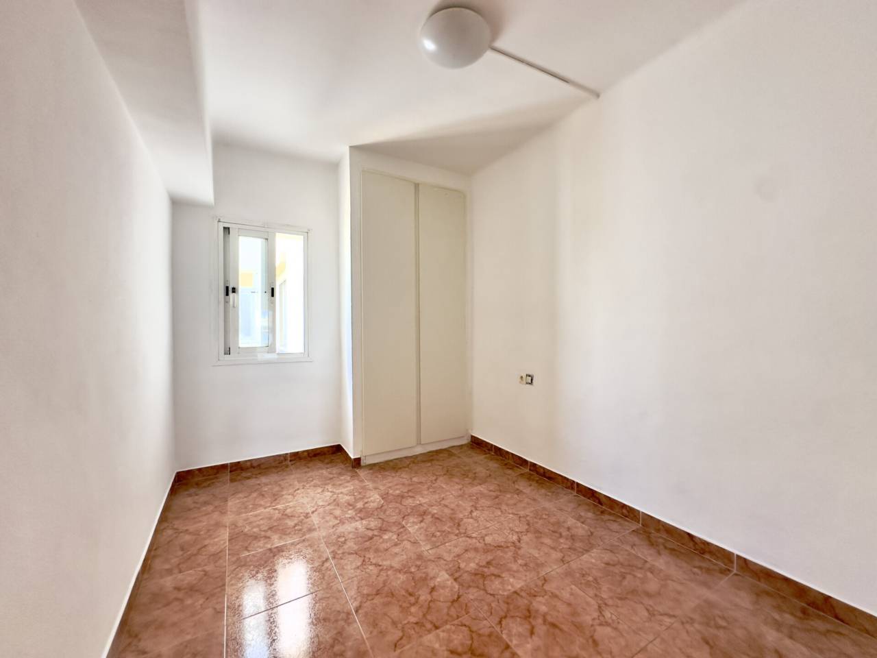 pisos en palma-de-mallorca · es-camp-redo 320000.00€