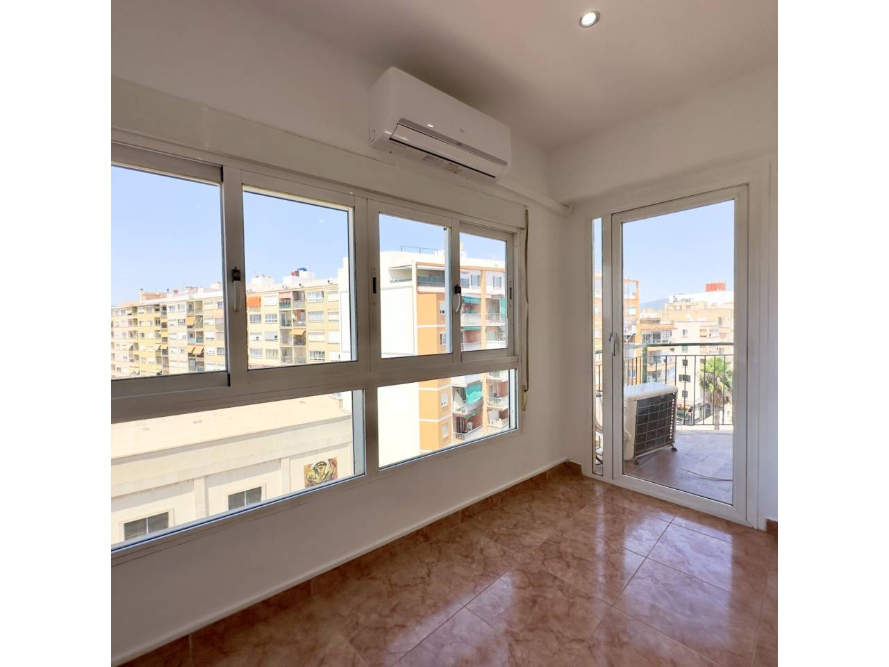 pisos en palma-de-mallorca · es-camp-redo 320000.00€