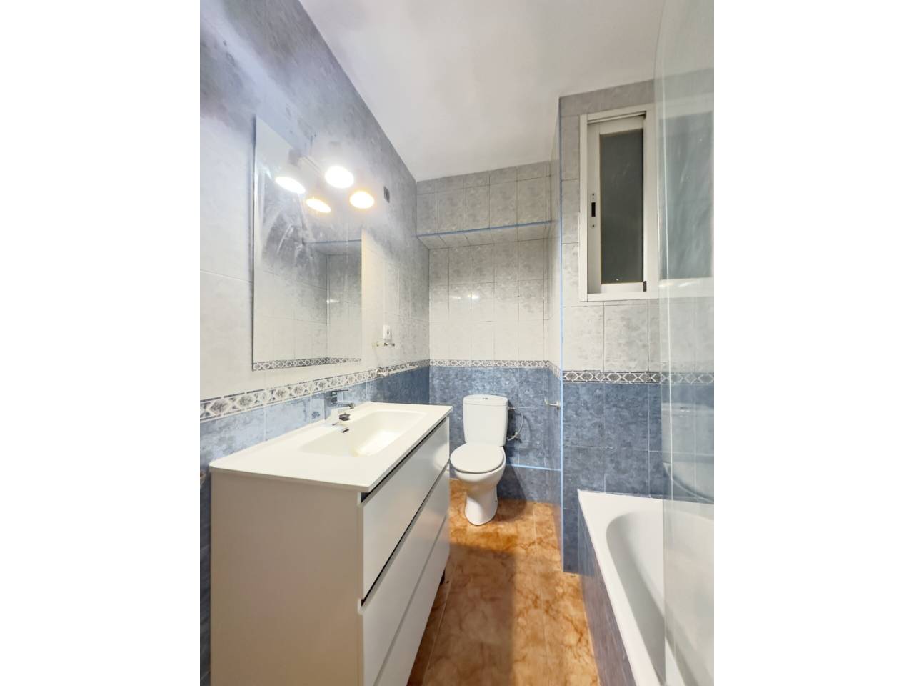 pisos en palma-de-mallorca · es-camp-redo 320000.00€