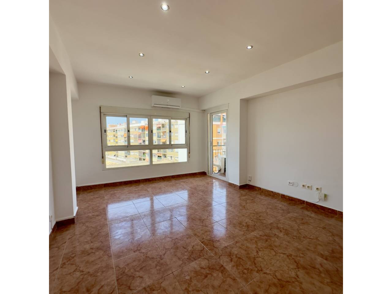pisos en palma-de-mallorca · es-camp-redo 320000.00€