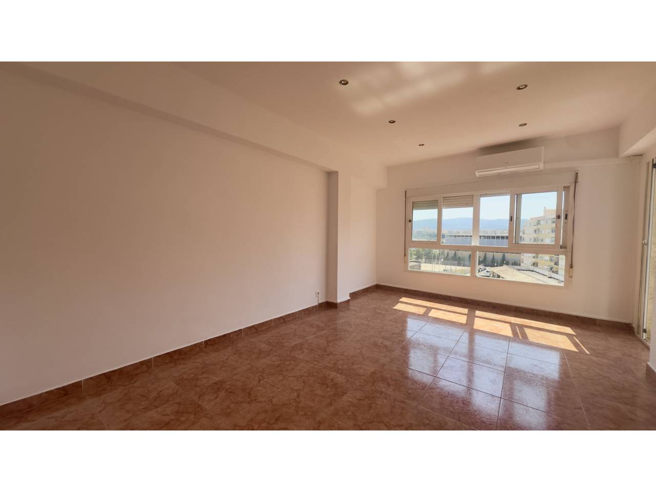 pisos en palma-de-mallorca · es-camp-redo 320000.00€