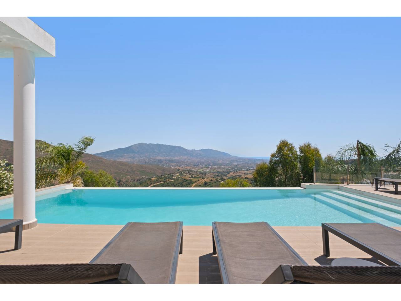 casa-unifamiliar en ojen · ojen 3300000.00€