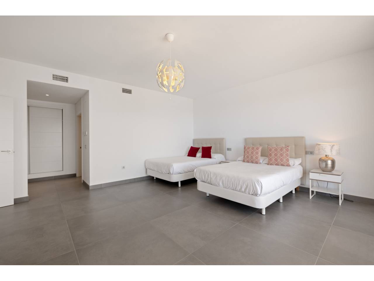 casa-unifamiliar en ojen · ojen 3300000.00€