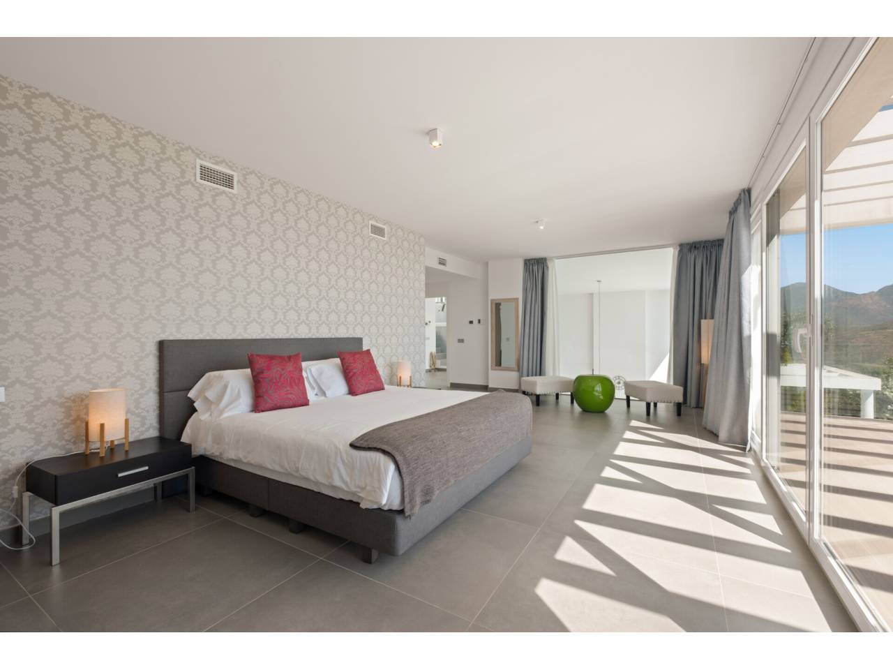 casa-unifamiliar en ojen · ojen 3300000.00€