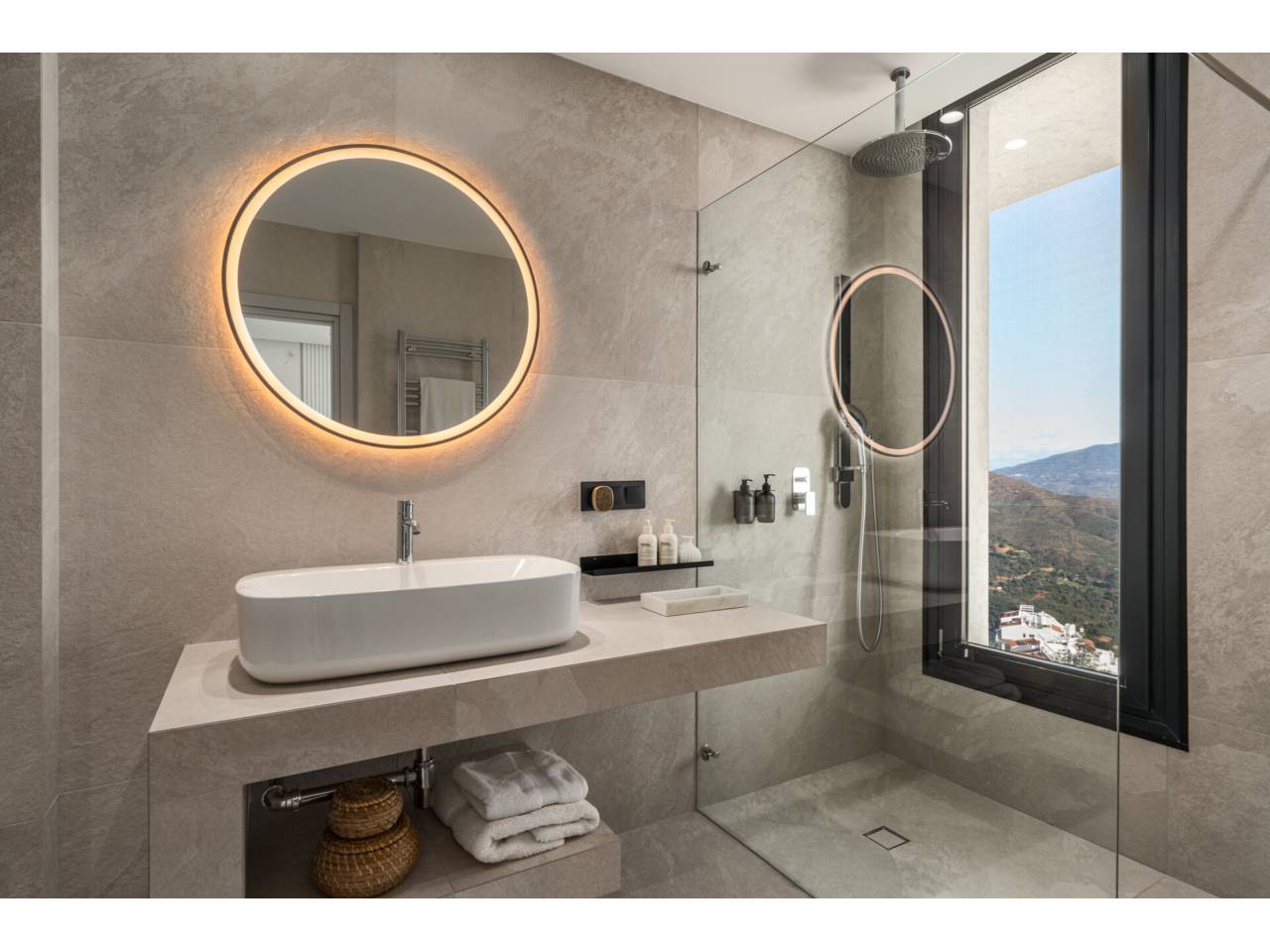 casa-unifamiliar en ojen · ojen 3850000.00€