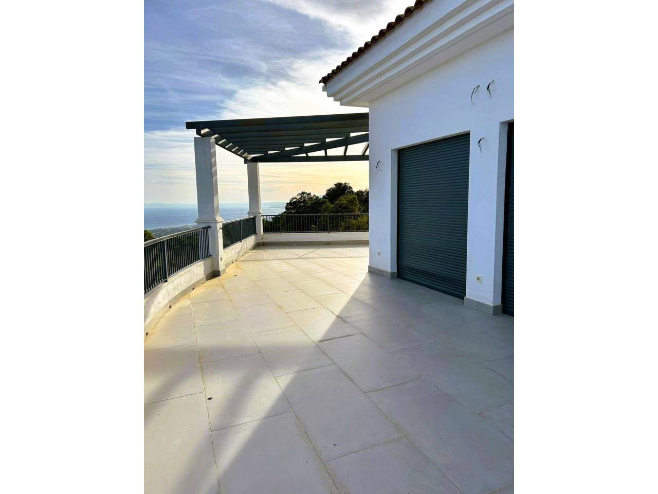 locales-comerciales en ojen · ojen 6500.00€