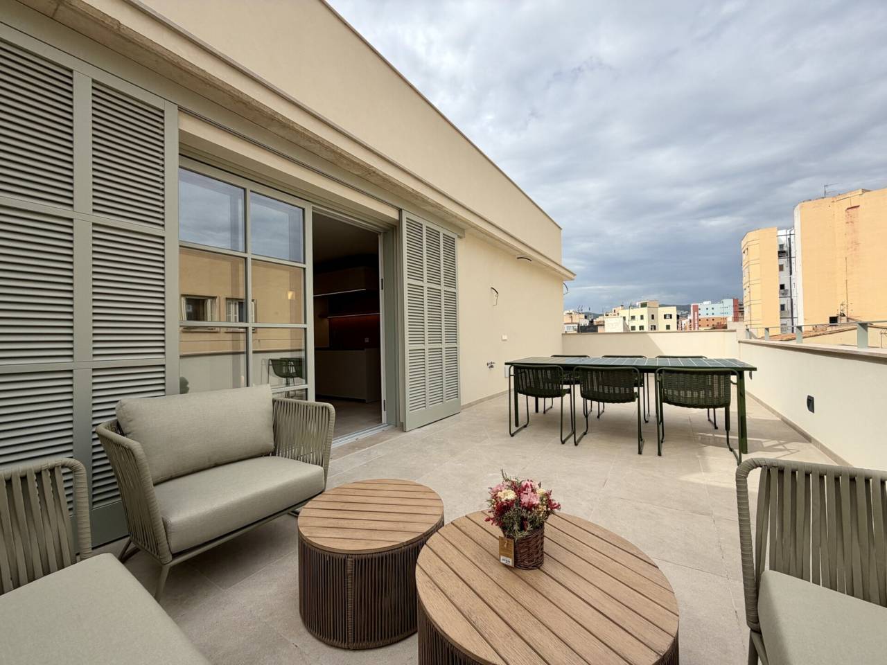 casa en palma-de-mallorca · santa-catalina 8900.00€
