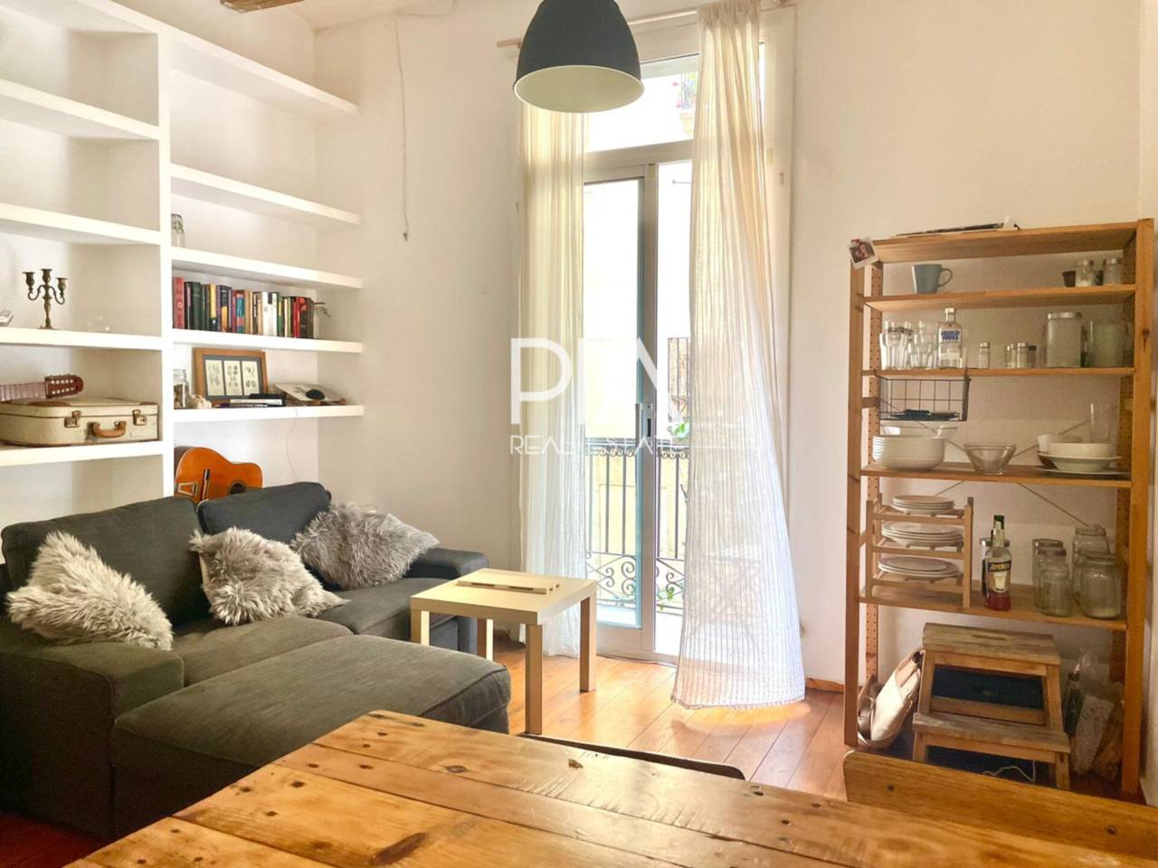 pisos en barcelona-capital · el-raval 1400.00€