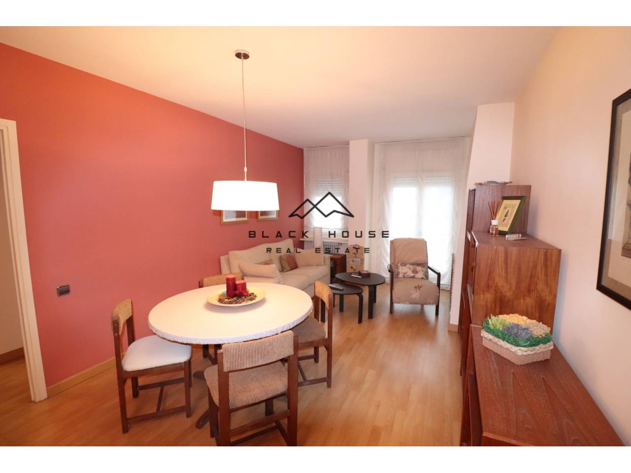 Apartment for sale in the Neuralgic Center of Escaldes.