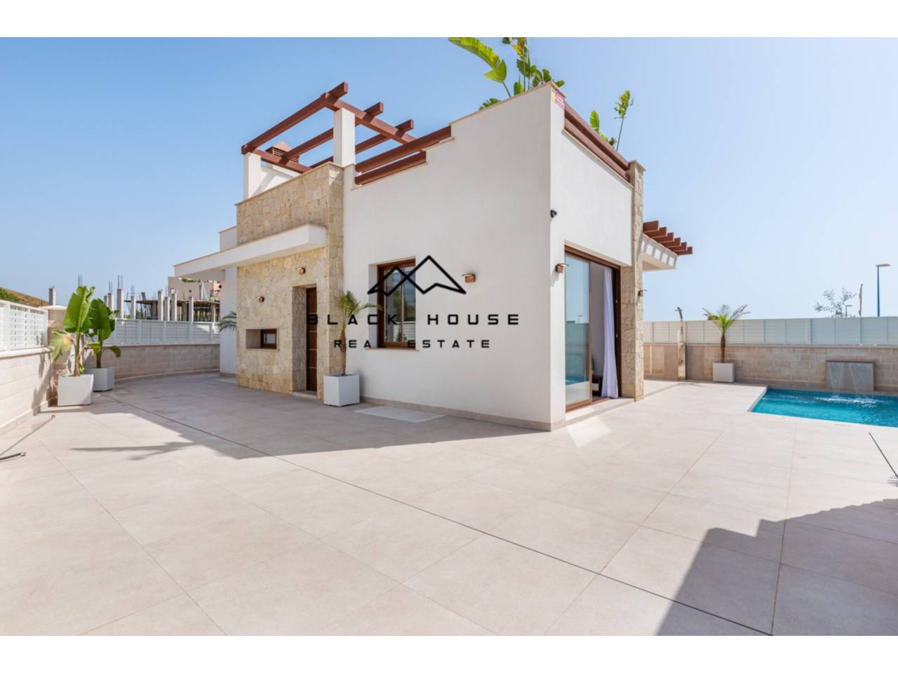 Promotion de nouvelles constructions, dans une zone côtière touristique à Almería