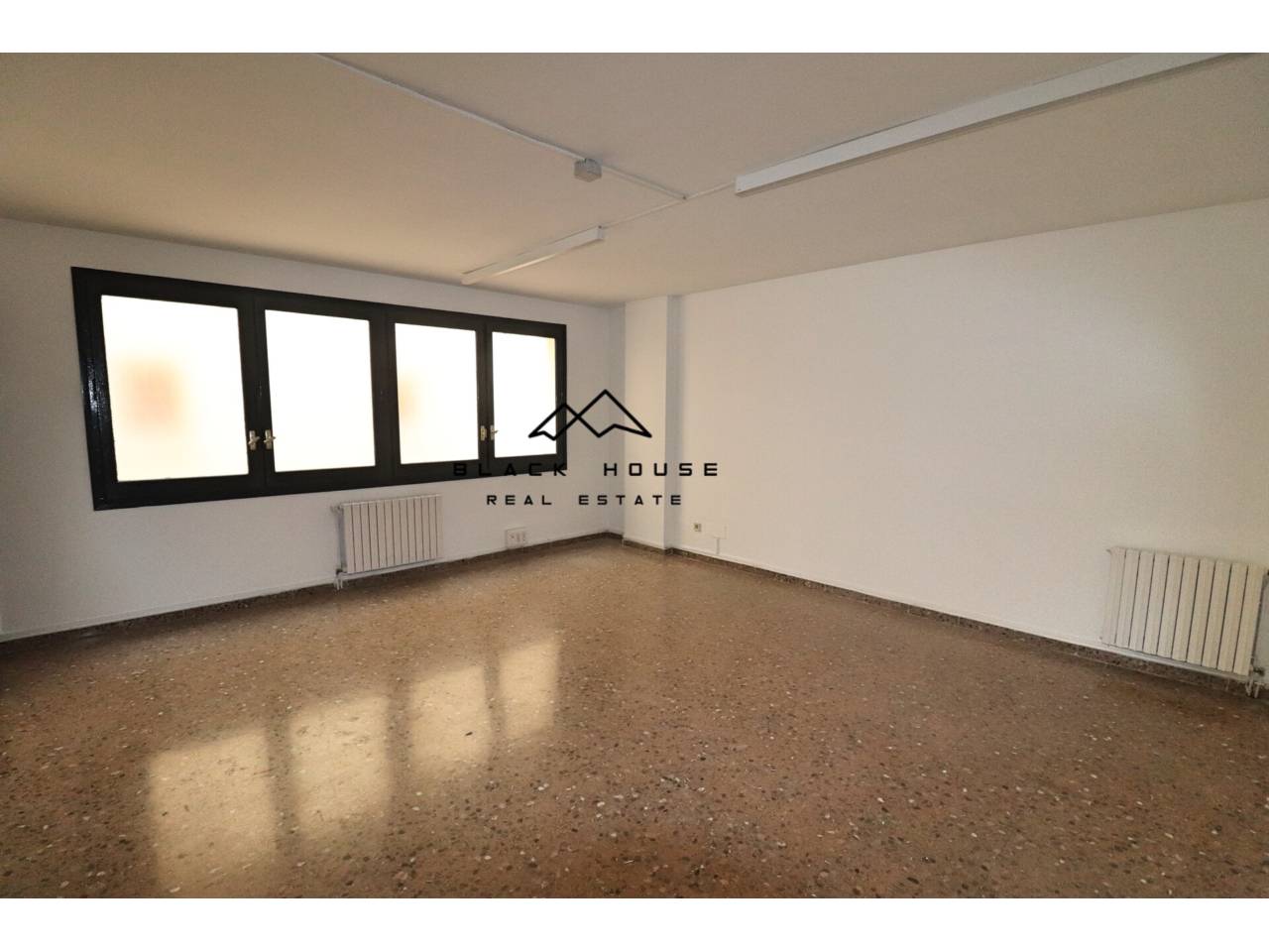 Office for rent, in the center of Andorra la Vella