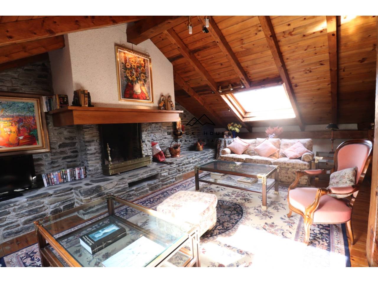 DUPLEX PENTHOUSE with magnificent views for sale to the Pleta d'Ordino