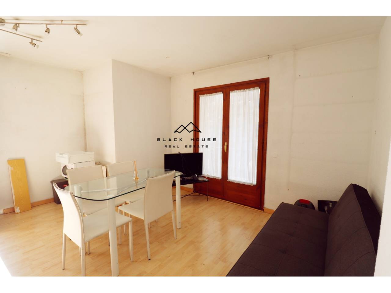 Apartment for sale located in the center of Encamp