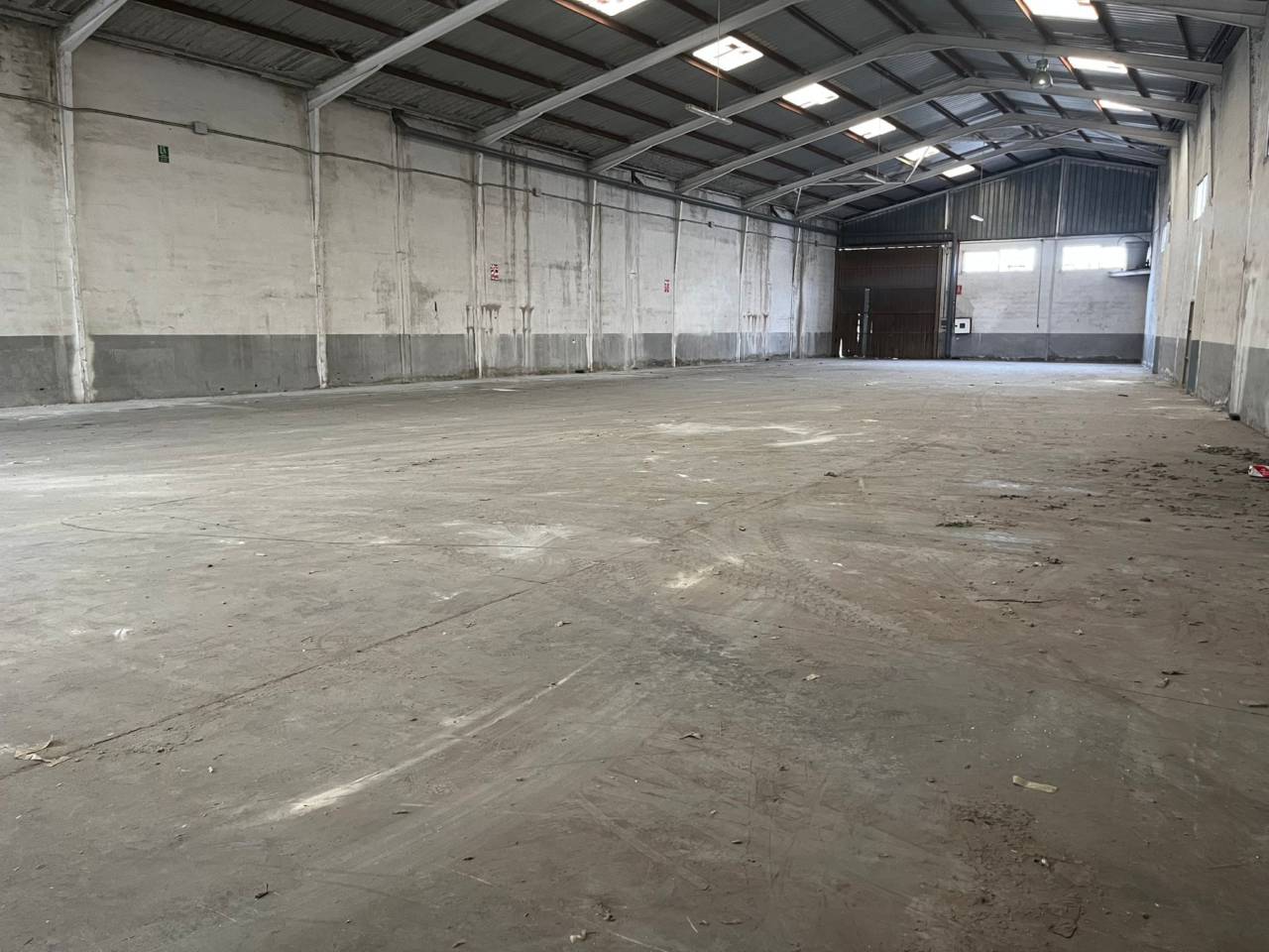 Nave industrial en alquiler en Silla