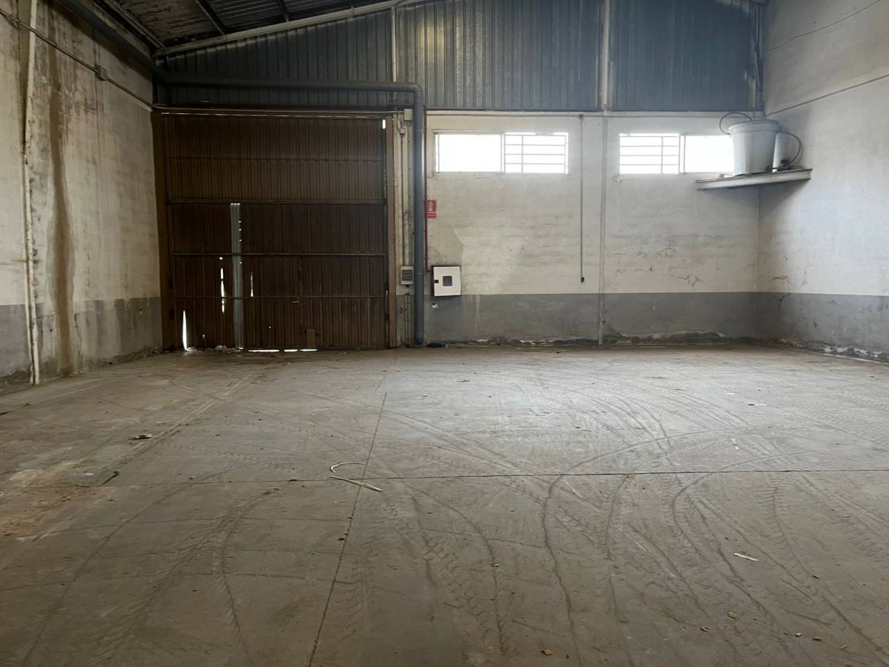 Nave industrial en alquiler en Silla