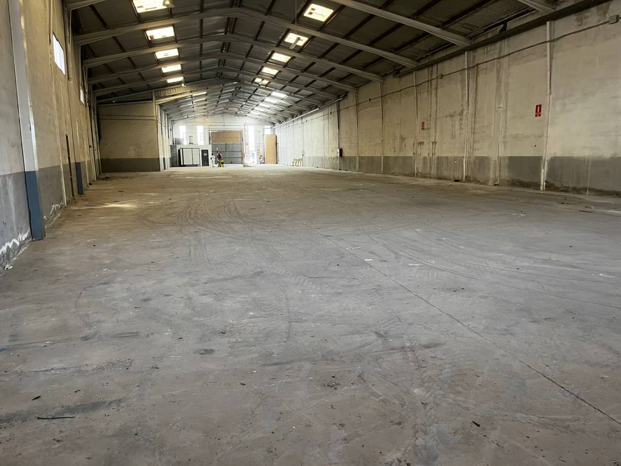 Nave industrial en alquiler en Silla