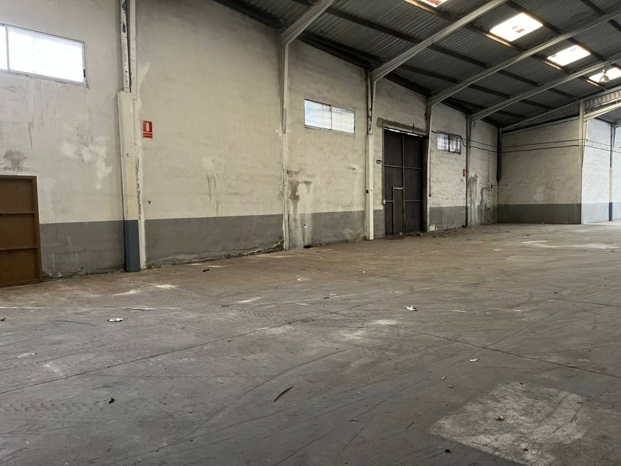 Nave industrial en alquiler en Silla