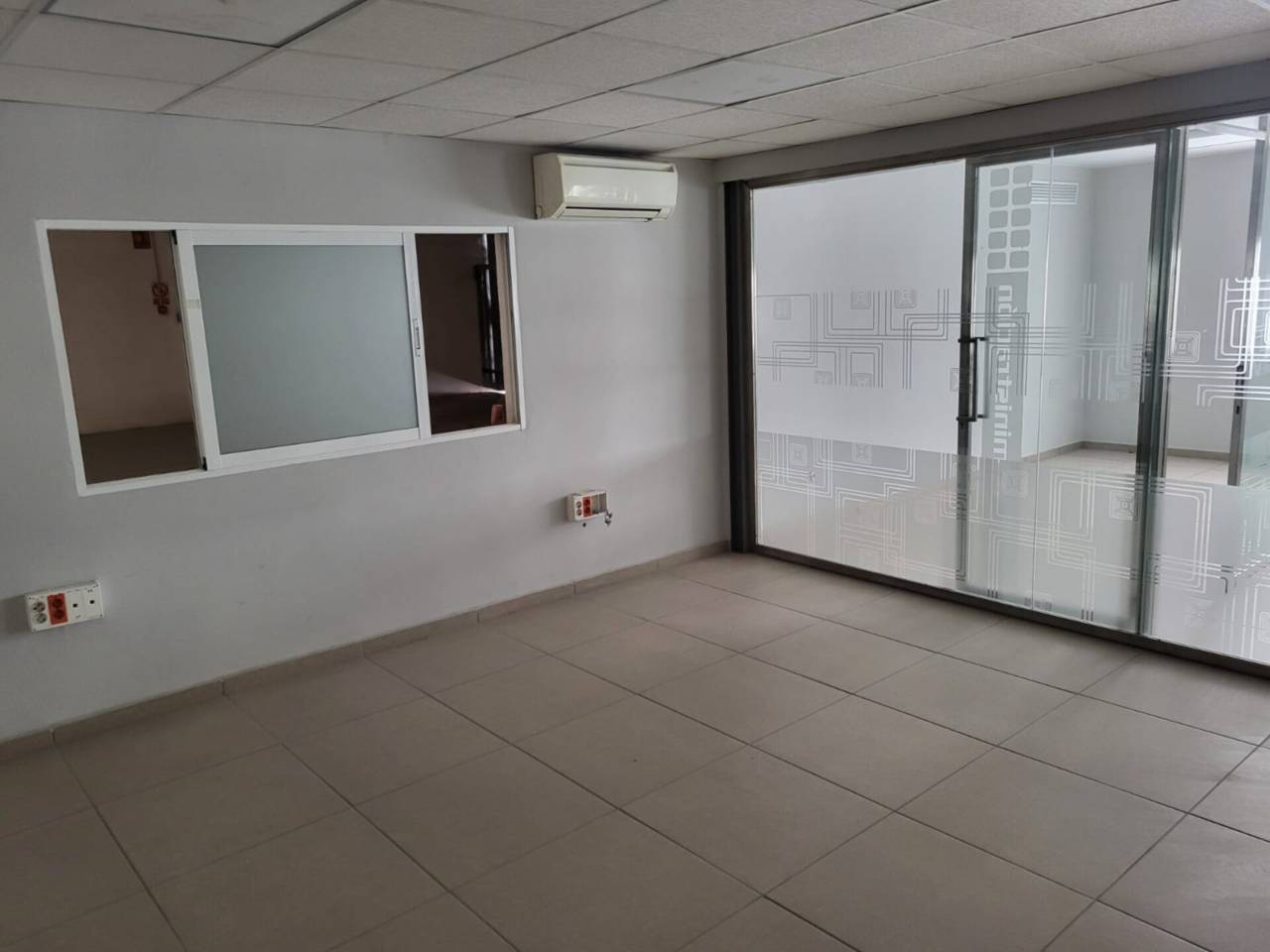 Nave industrial en venta en Carlet