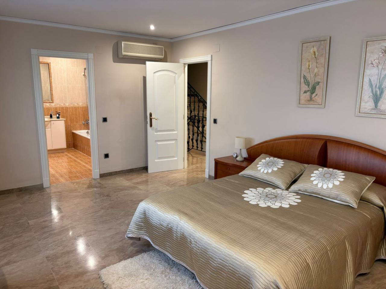 Casa adosada en venta en Sedaví