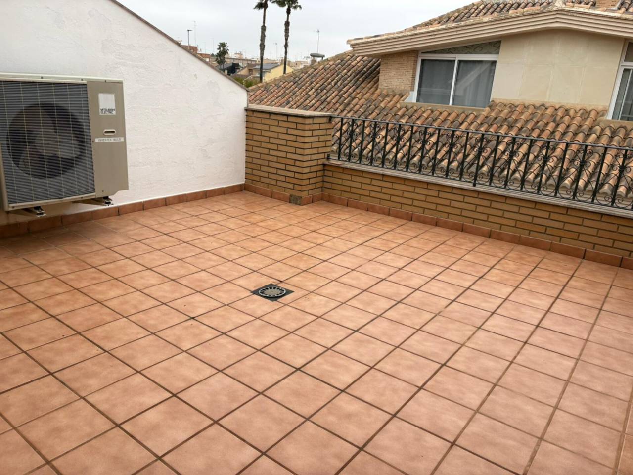 Casa adosada en venta en Sedaví
