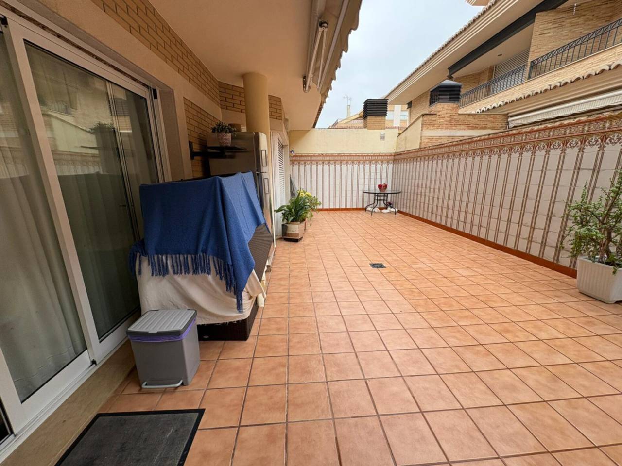 Casa adosada en venta en Sedaví
