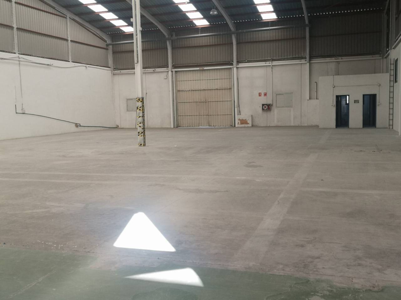 Nave industrial en alquiler en Picassent