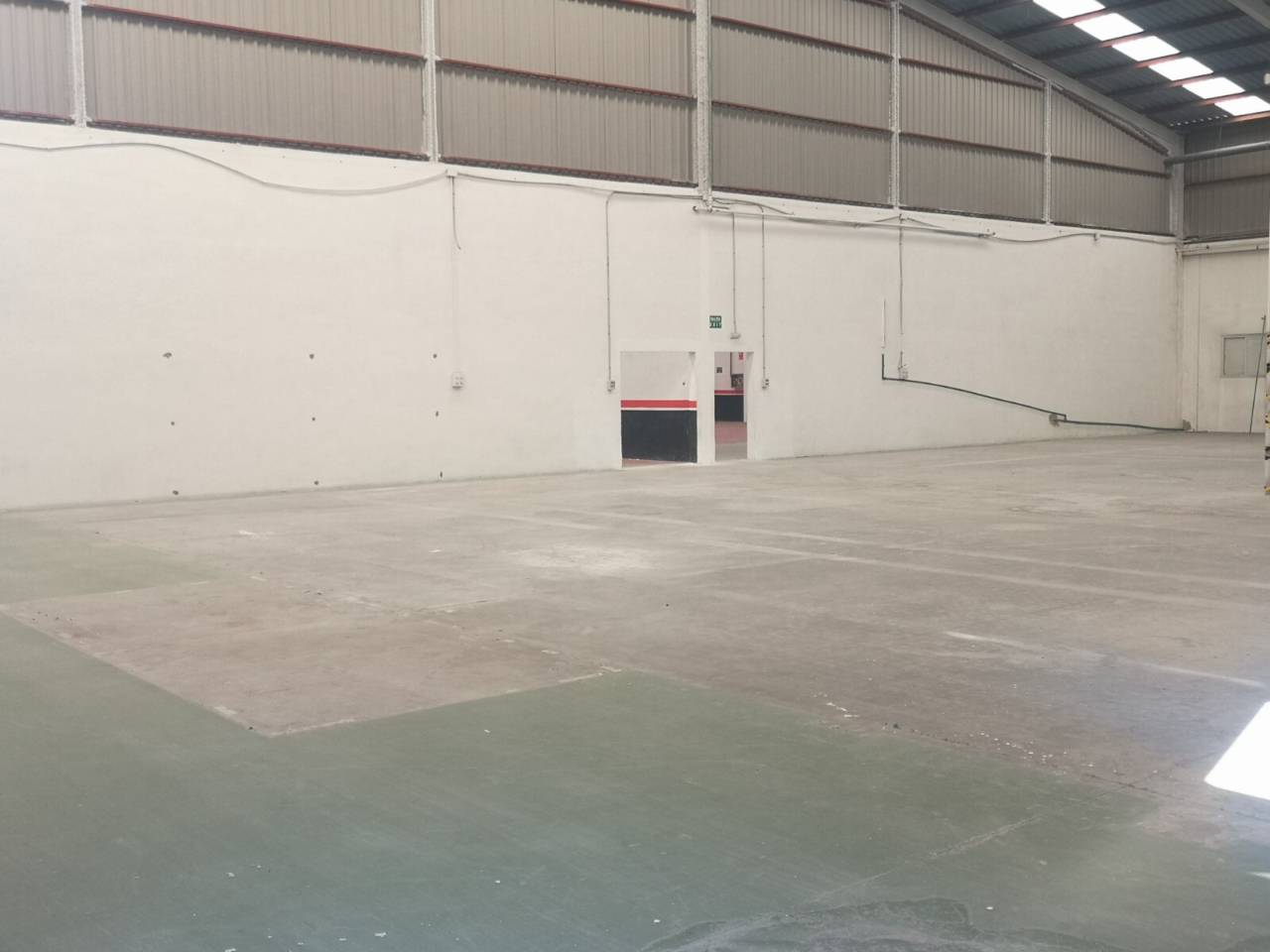 Nave industrial en alquiler en Picassent