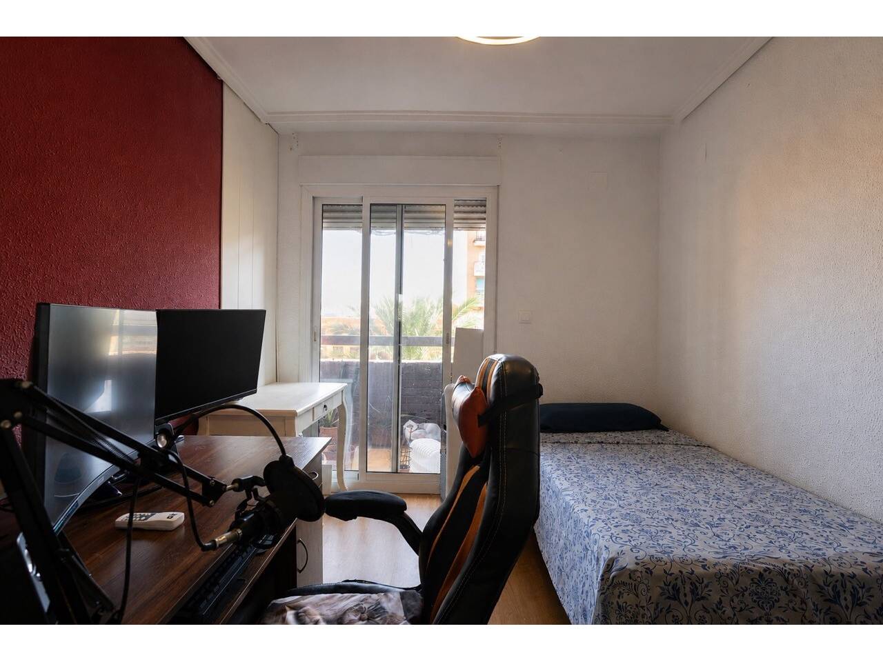 Piso en venta en En Corts(46013)