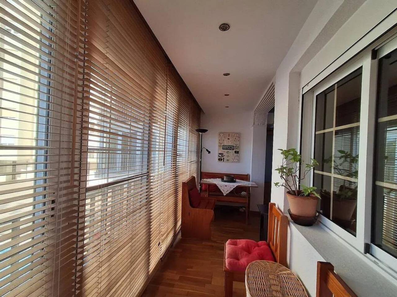 PISO AMUEBLADO CON GARAJE Y TRASTERO