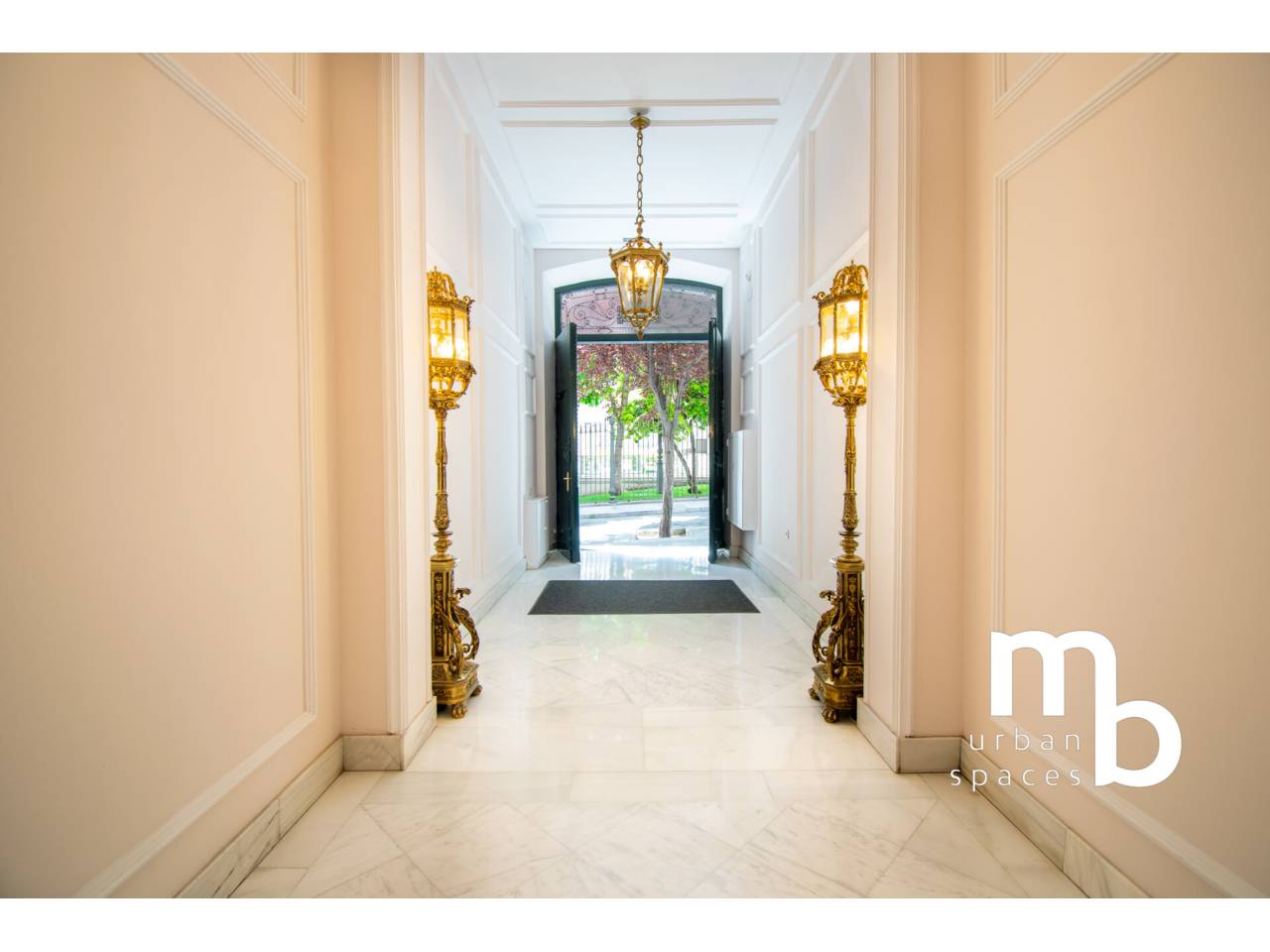 pisos en madrid-capital · cortes-huertas 700000.00€