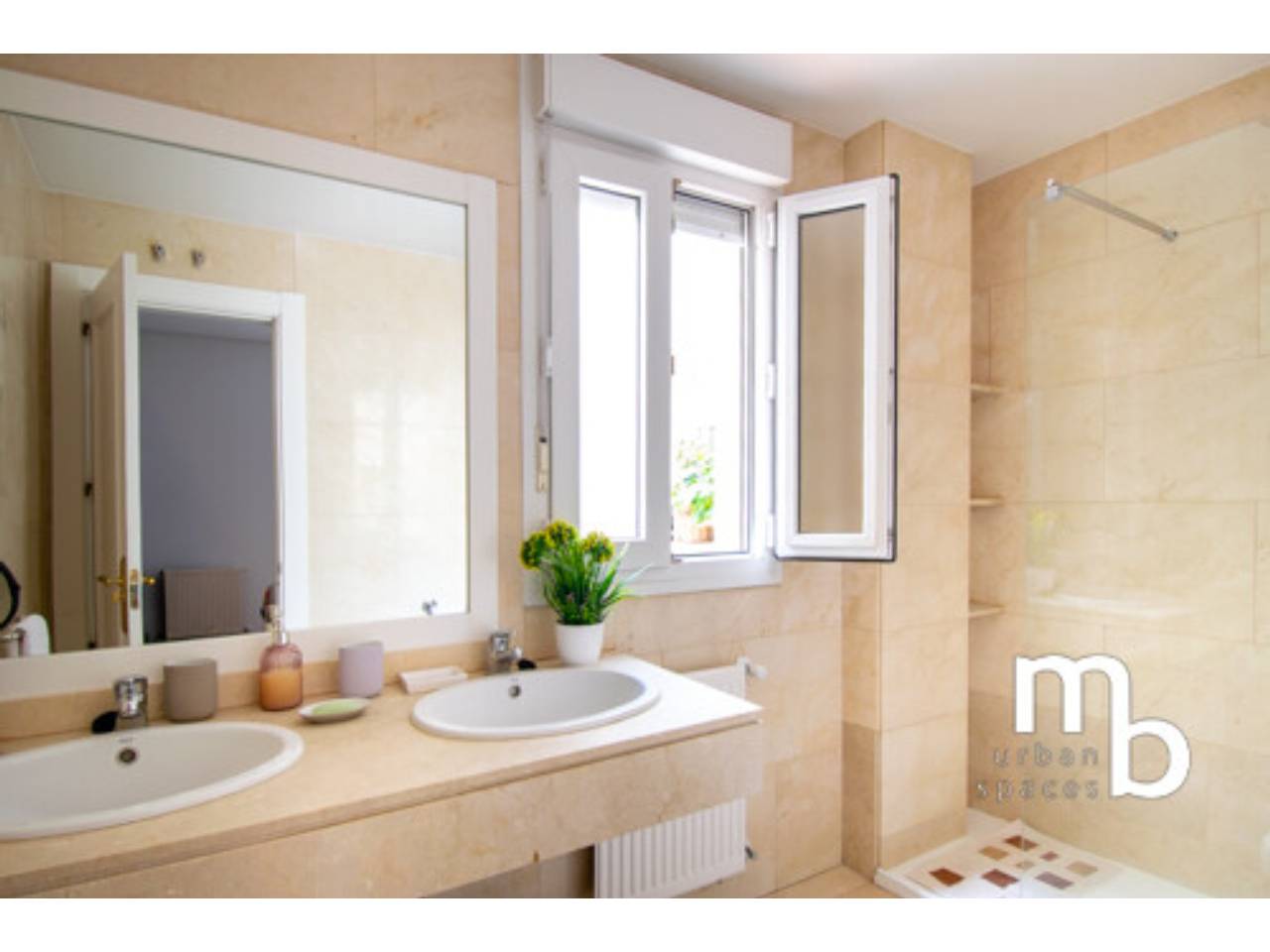 pisos en madrid-capital · cortes-huertas 700000.00€