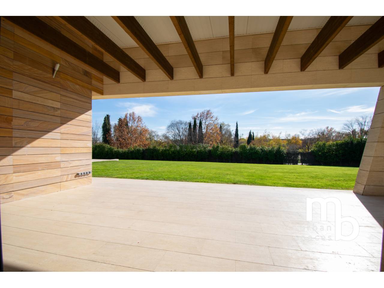 chalet-independiente en pozuelo-de-alarcon · la-finca €