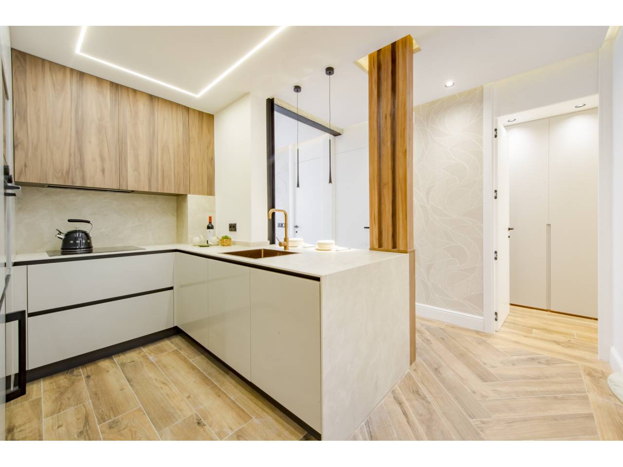 pisos en madrid-capital · recoletos 1250000.00€