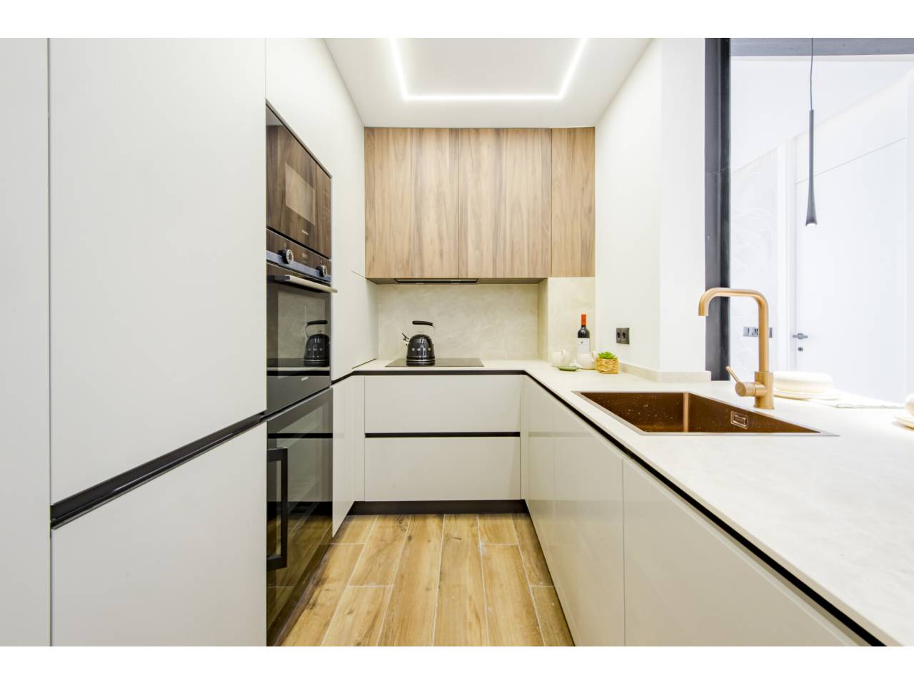 pisos en madrid-capital · recoletos 1250000.00€