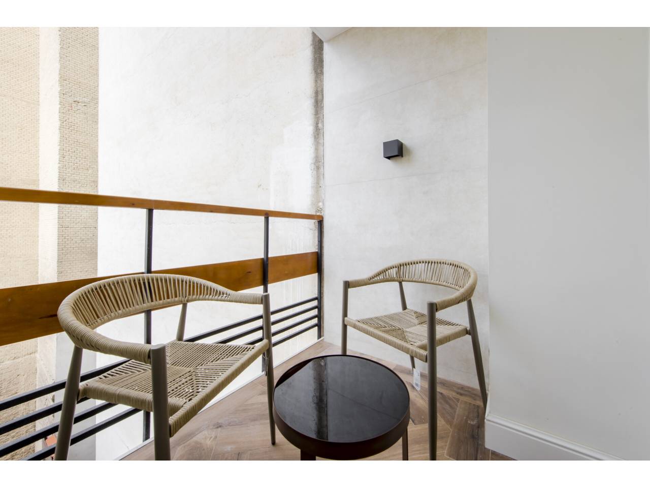 pisos en madrid-capital · recoletos 1250000.00€