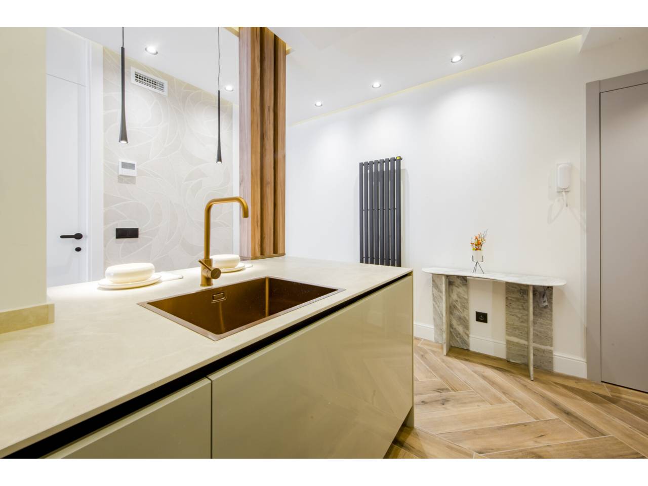 pisos en madrid-capital · recoletos 1250000.00€